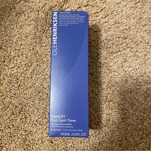 NEW and sealed Olehenriksen Glow2OH 7% AHA Exfoliating Dark Spot Toner